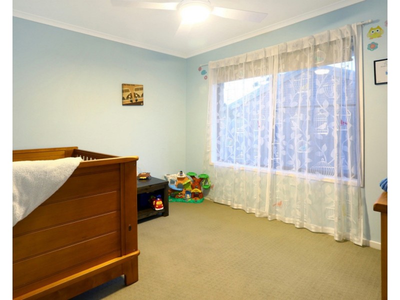 27 Jesmond Road, Helensvale QLD 4212