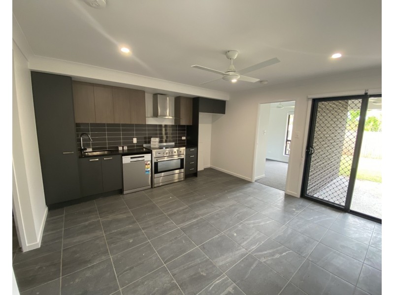 2/6 Zennor Road, Boronia Heights QLD 4124