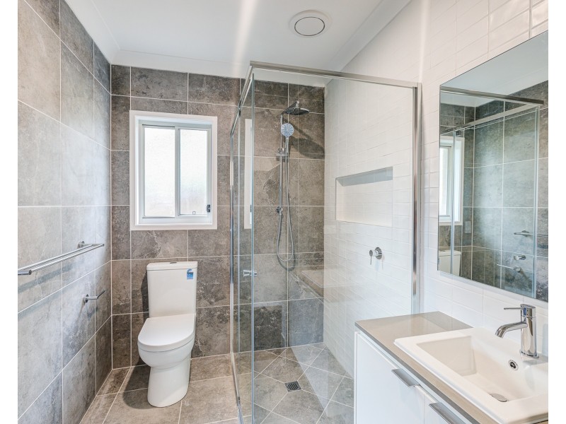 6 Fraser Street, Logan Reserve QLD 4133