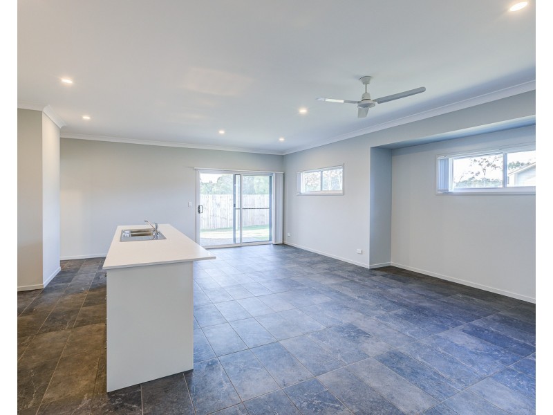 18 Fraser Street, Logan Reserve QLD 4133