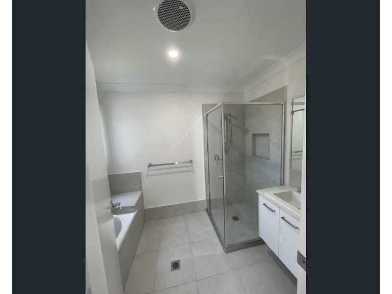 10 Amaroo Street, Morayfield QLD 4506