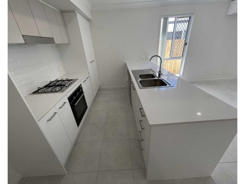 10 Amaroo Street, Morayfield QLD 4506