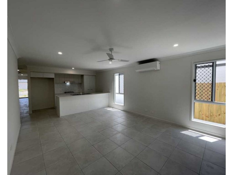 10 Amaroo Street, Morayfield QLD 4506