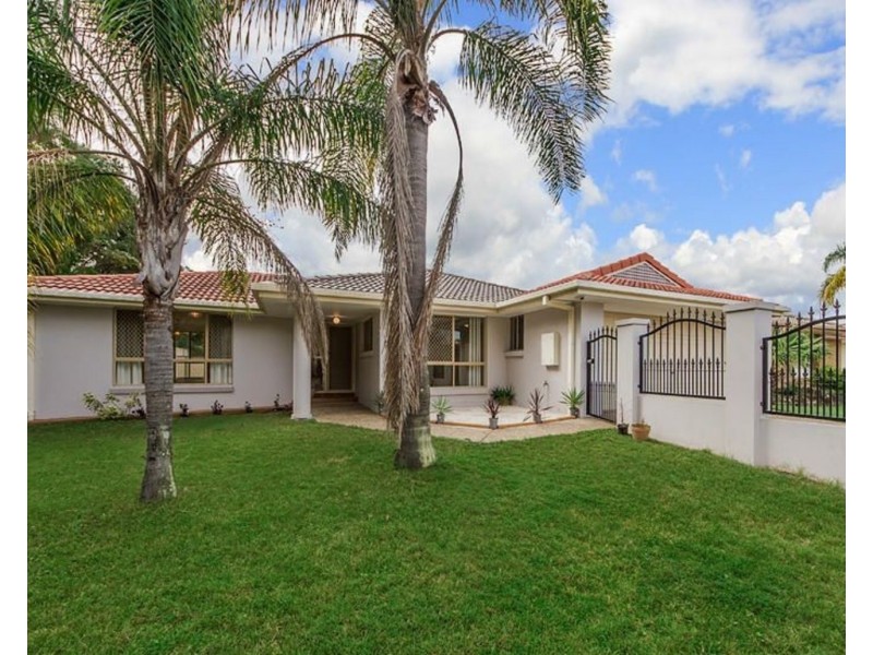 2 Heidelberg Circuit, Robina QLD 4226