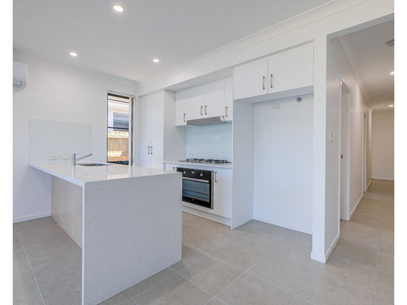 1/78 Mercy Street, Park Ridge QLD 4125
