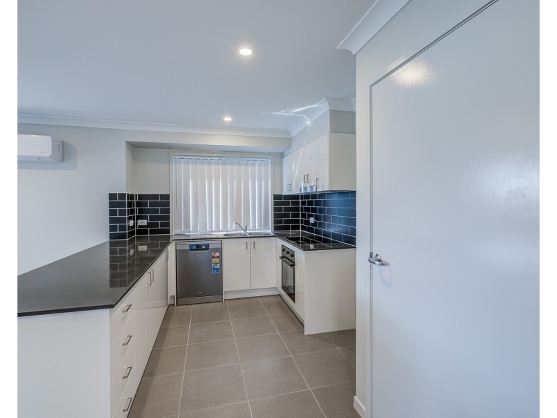 18 Maddox Street, Logan Reserve QLD 4133