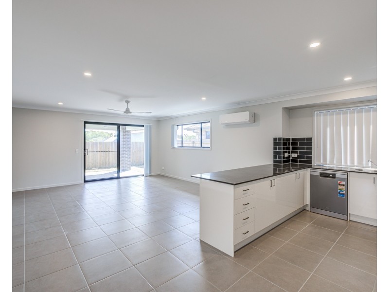 18 Maddox Street, Logan Reserve QLD 4133