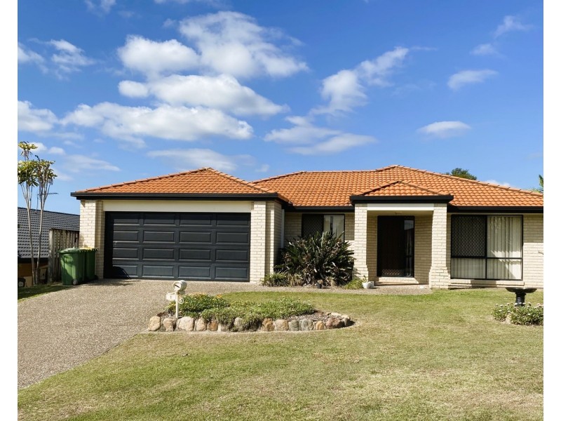 1 Coonowrin Street, Pacific Pines QLD 4211