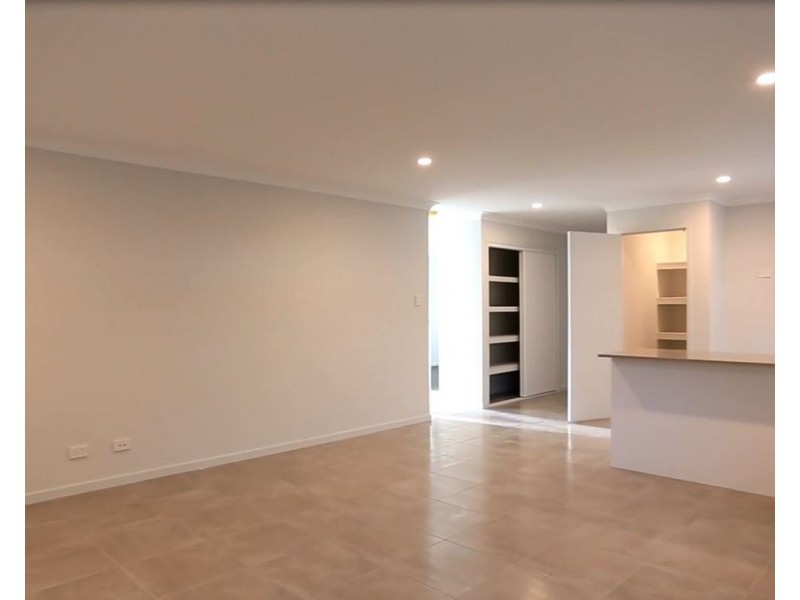 4 Pembroke Street, Pimpama QLD 4209