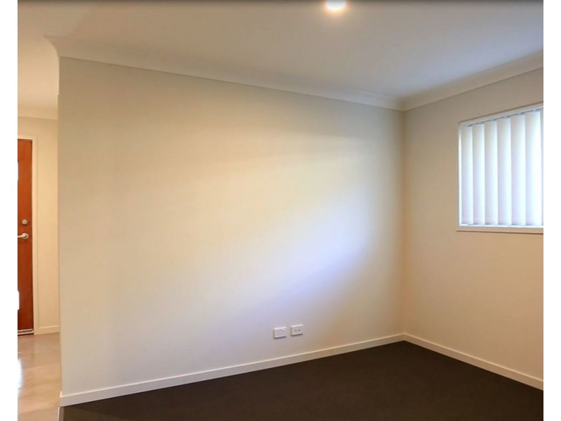 4 Pembroke Street, Pimpama QLD 4209
