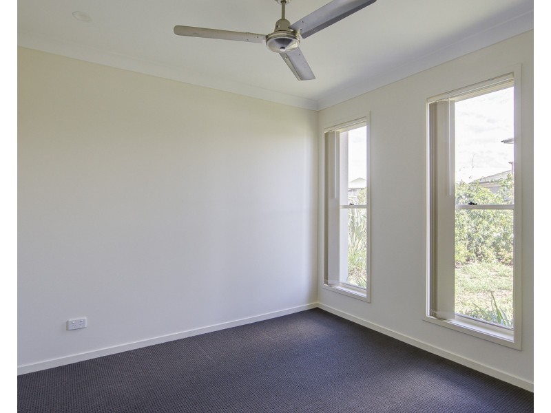 12 Pisces Court, Coomera QLD 4209