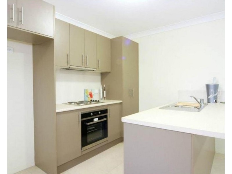 2/118-120 Fryar Road, Eagleby QLD 4207