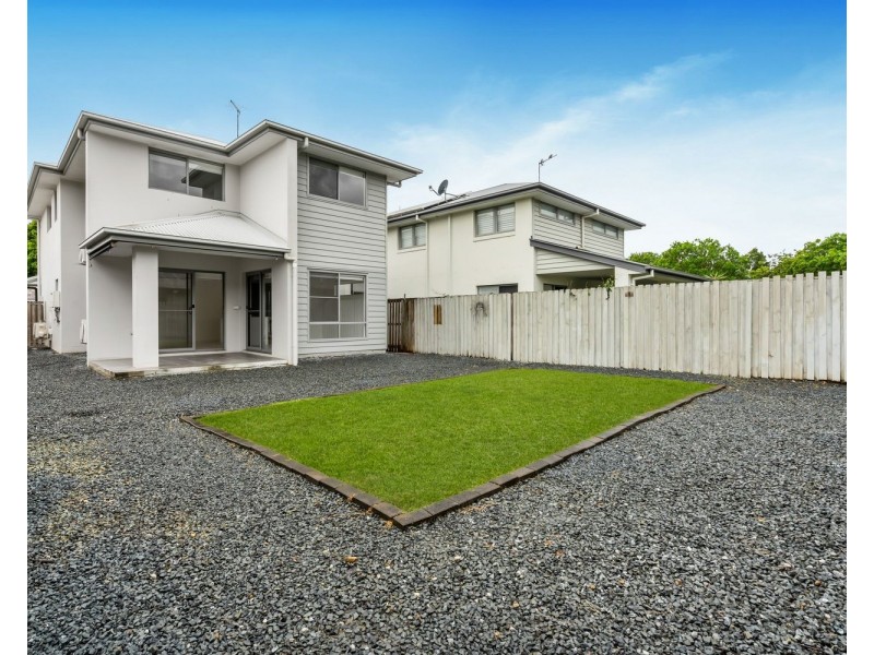 11 Leeside Place, Hope Island QLD 4212