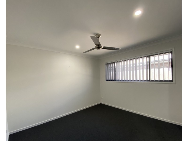 3 Steves Way, Coomera QLD 4209