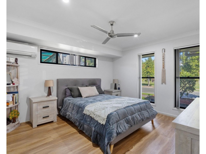106 Fountain Street, Pimpama QLD 4209