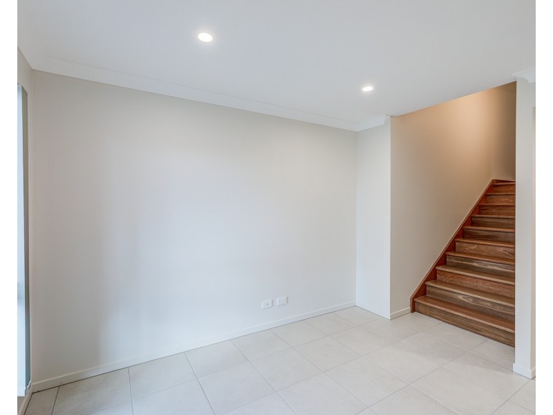 22 Mallow Court, Collingwood Park QLD 4301