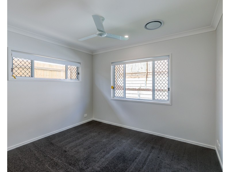 11 Sago Road, Park Ridge QLD 4125
