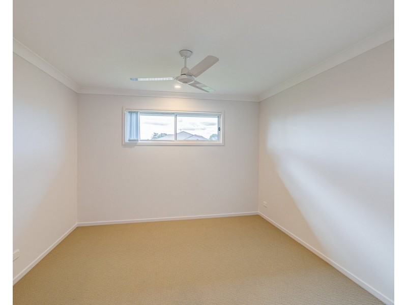 12 Roupell Street, Logan Reserve QLD 4133