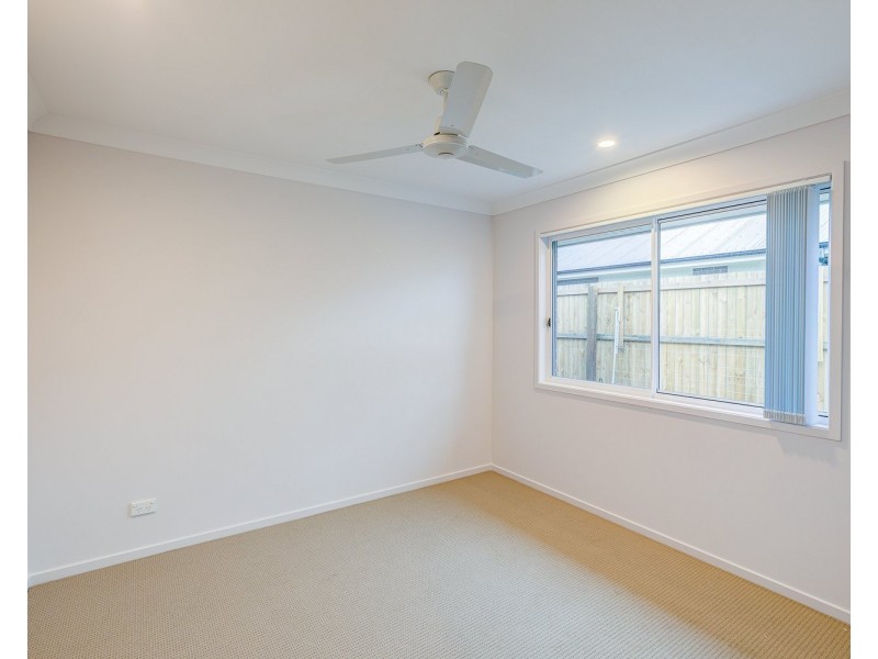 12 Roupell Street, Logan Reserve QLD 4133
