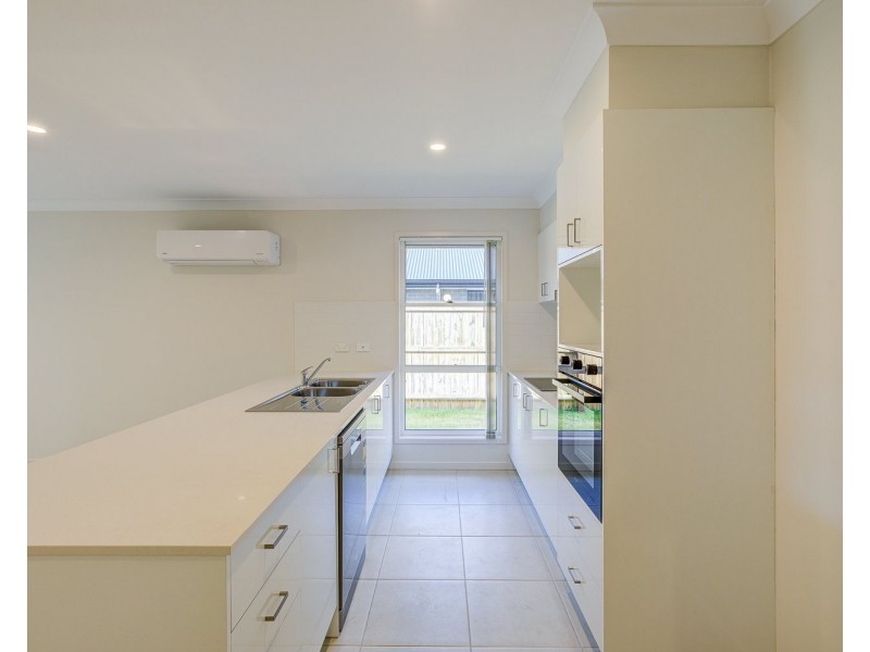 12 Fraser Street, Logan Central QLD 4114