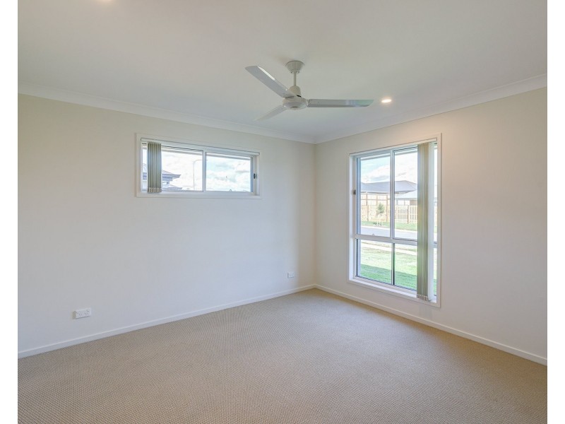 12 Fraser Street, Logan Central QLD 4114