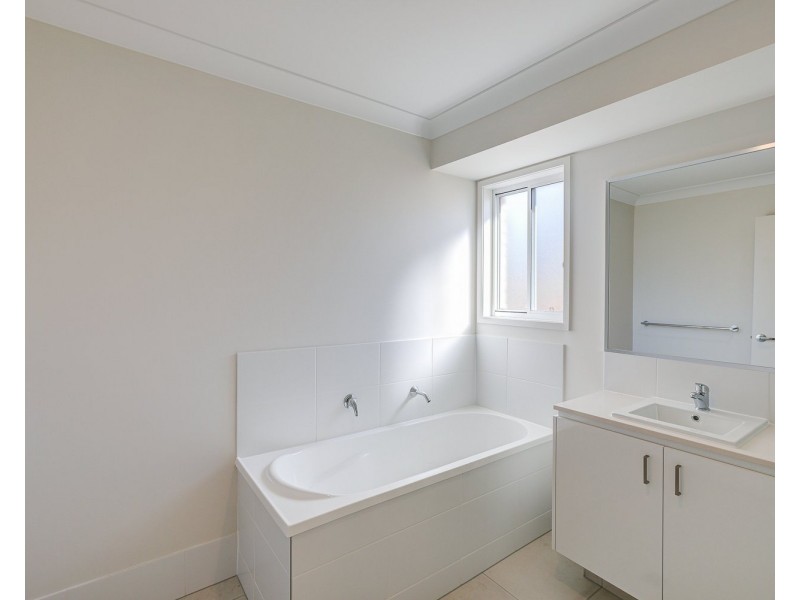 12 Fraser Street, Logan Central QLD 4114