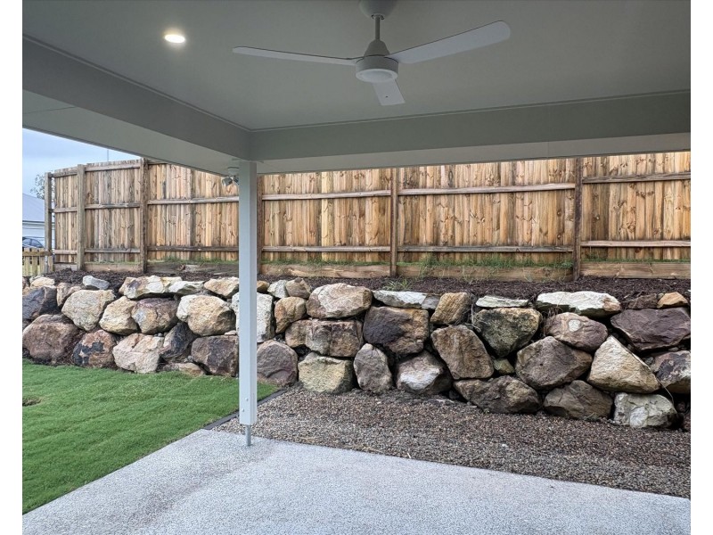 11 Duke Road, Logan Reserve QLD 4133