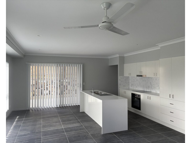 11 Duke Road, Logan Reserve QLD 4133
