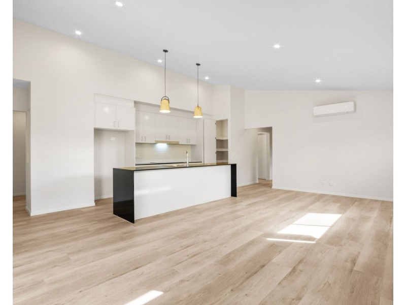 9 Duke Road, Logan Reserve QLD 4133
