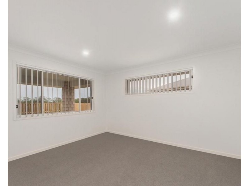 4 Benwerrin Street, Pimpama QLD 4209