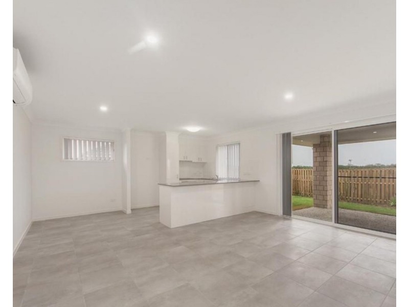 4 Benwerrin Street, Pimpama QLD 4209