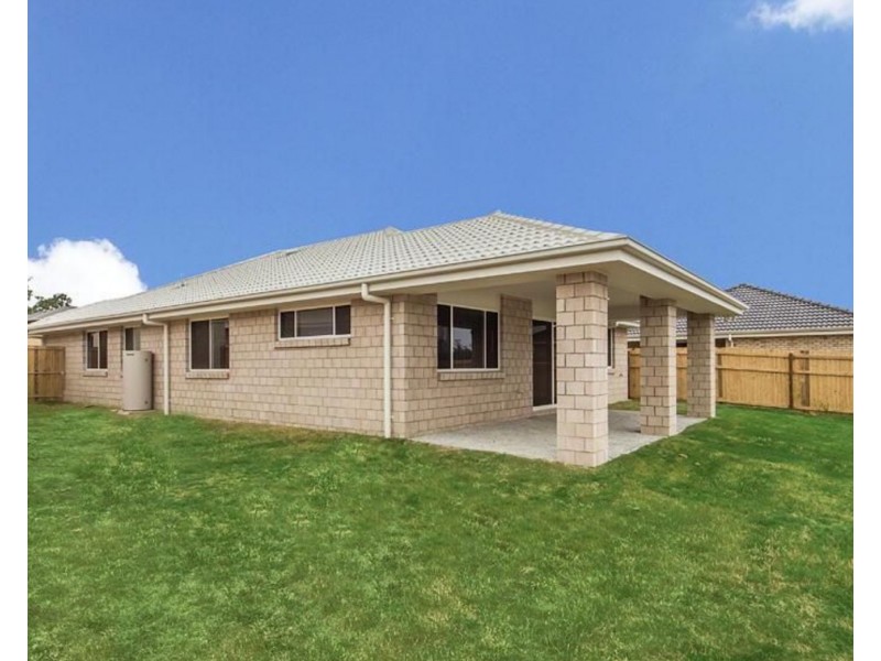 4 Benwerrin Street, Pimpama QLD 4209
