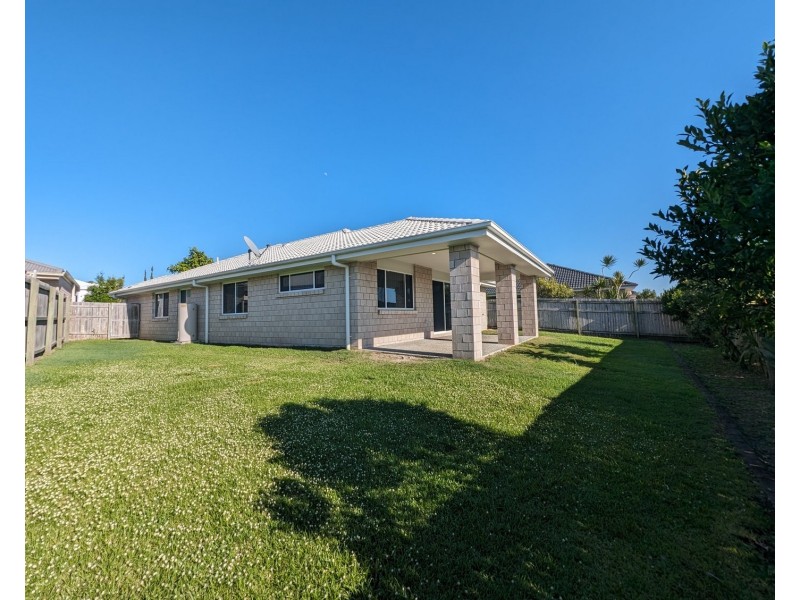 4 Benwerrin Street, Pimpama QLD 4209
