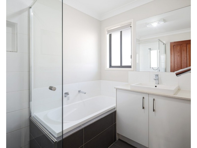 66 Edgeware Road, Pimpama QLD 4209