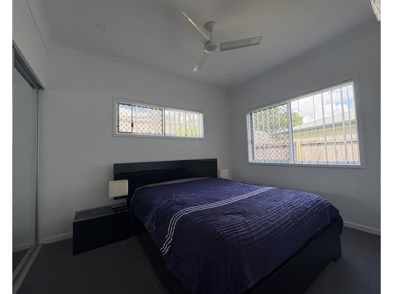 2/4 Weymouth Street, Pimpama QLD 4209