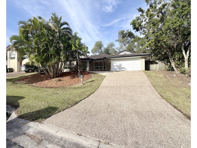 124 Pacific Pines Boulevard, Pacific Pines QLD 4211