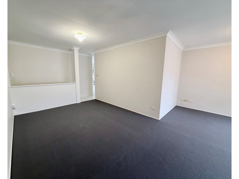 124 Pacific Pines Boulevard, Pacific Pines QLD 4211