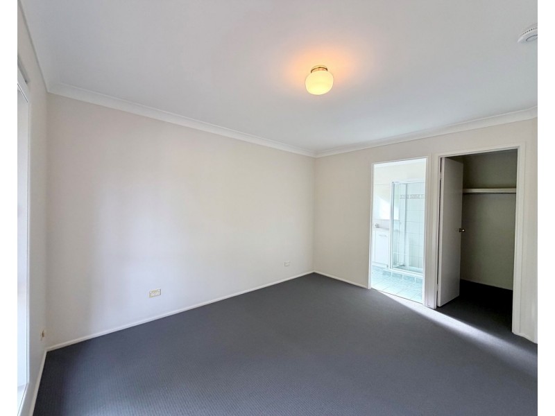 124 Pacific Pines Boulevard, Pacific Pines QLD 4211