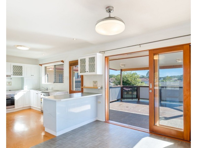 8  Elberta Street, Macgregor QLD 4109