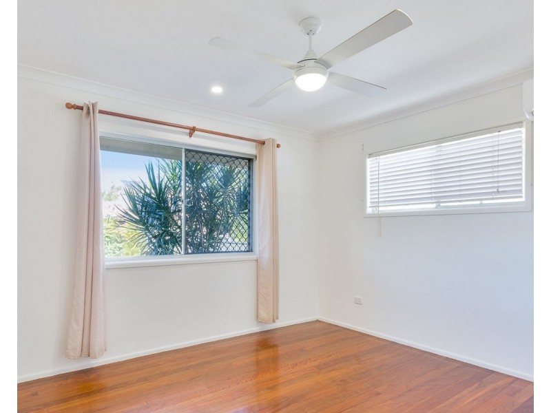 8  Elberta Street, Macgregor QLD 4109