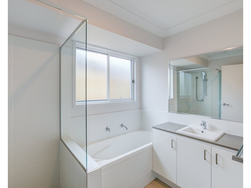 13  Maddox Street, Logan Reserve QLD 4133