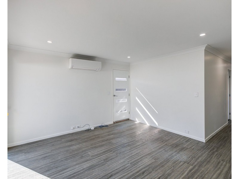 2/2 Goddard Street, Logan Reserve QLD 4133