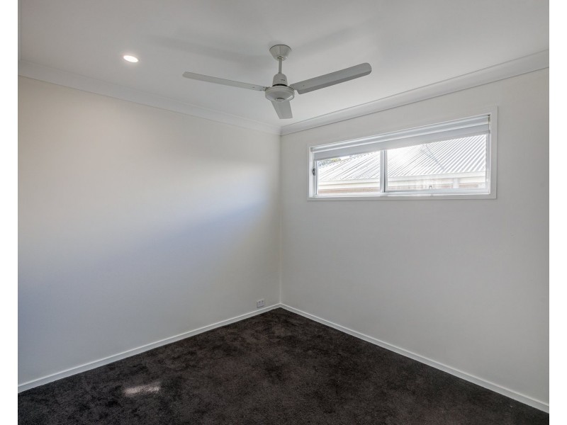 2/2 Goddard Street, Logan Reserve QLD 4133