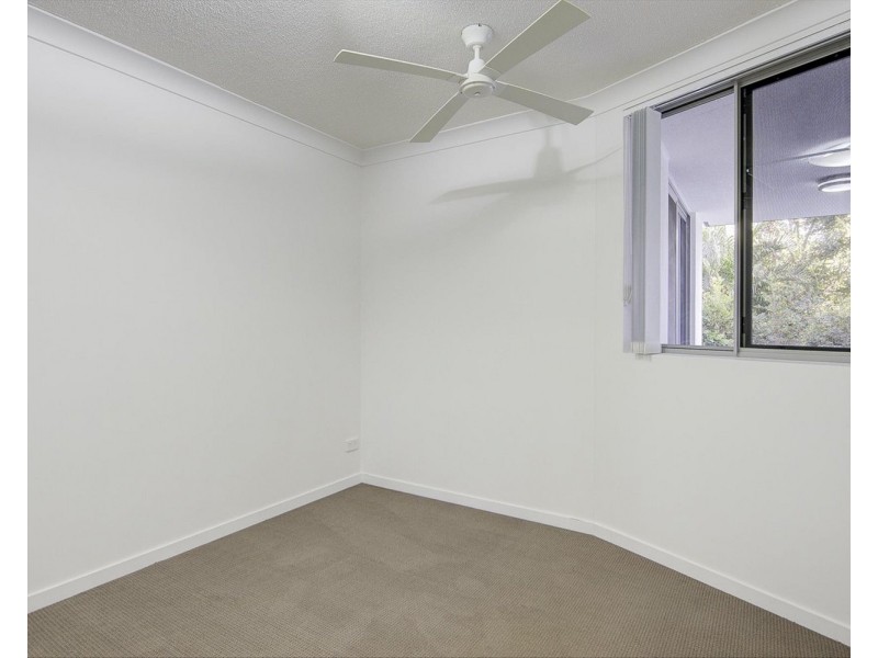 5/14-16 Proud Street, Labrador QLD 4215