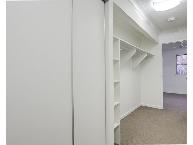 5/14-16 Proud Street, Labrador QLD 4215
