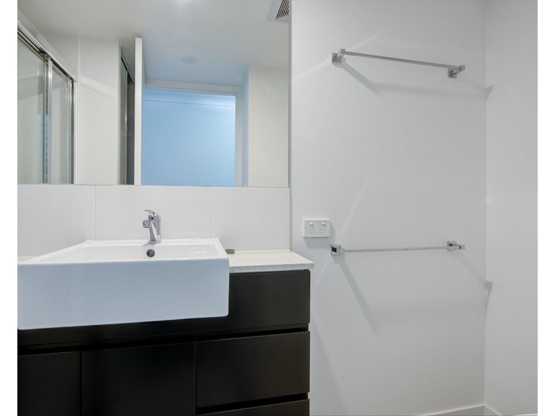 5/14-16 Proud Street, Labrador QLD 4215