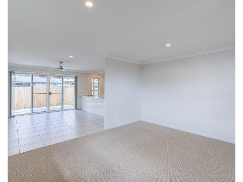 56 Eileen Court, Logan Reserve QLD 4133