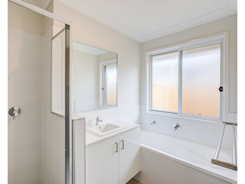 56 Eileen Court, Logan Reserve QLD 4133