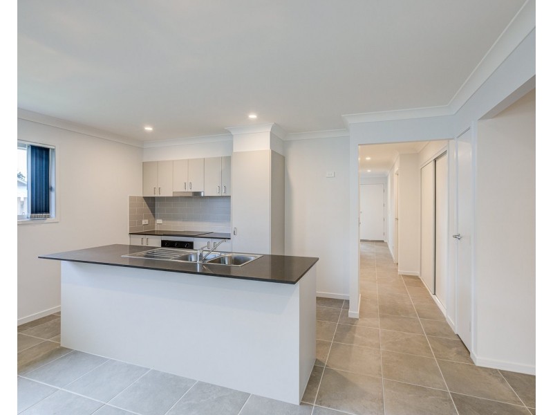 9 Graham Circuit, Logan Reserve QLD 4133