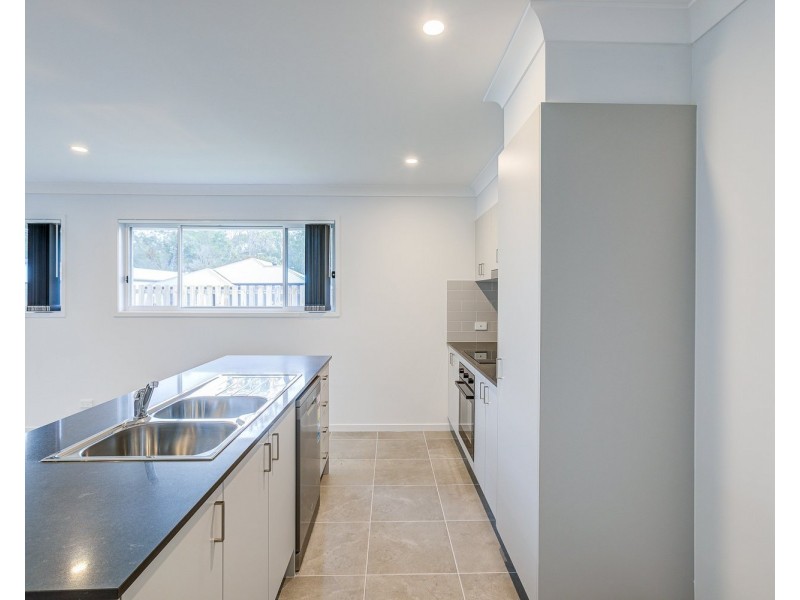 9 Graham Circuit, Logan Reserve QLD 4133